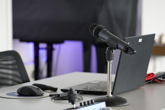 Podcasts om AI og søgemaskiner i praksis